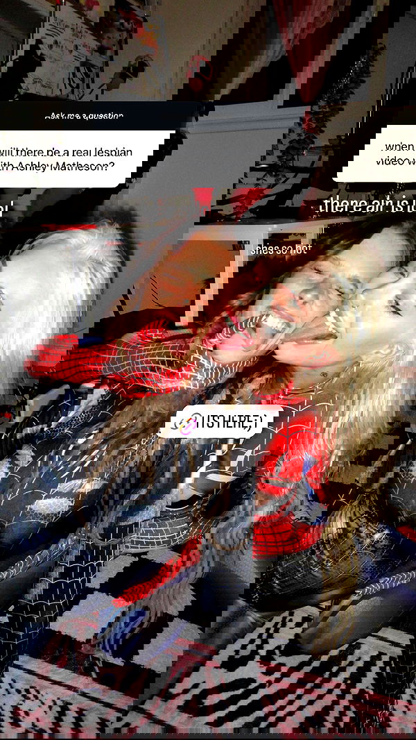 alexandramarianna alexandramarianna archive image