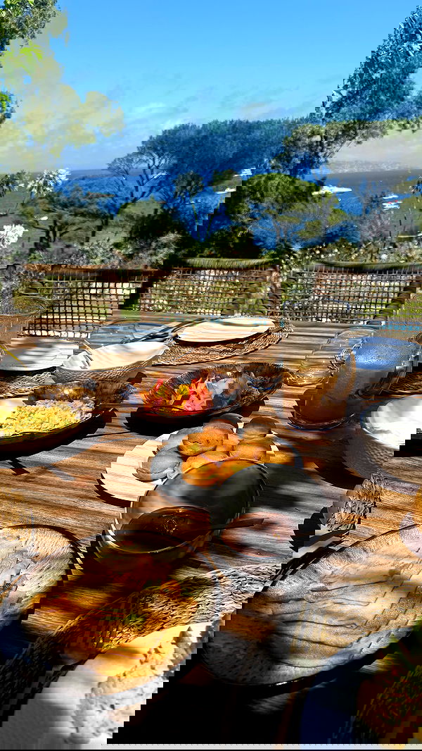 alexandramarianna alexandramarianna archive image