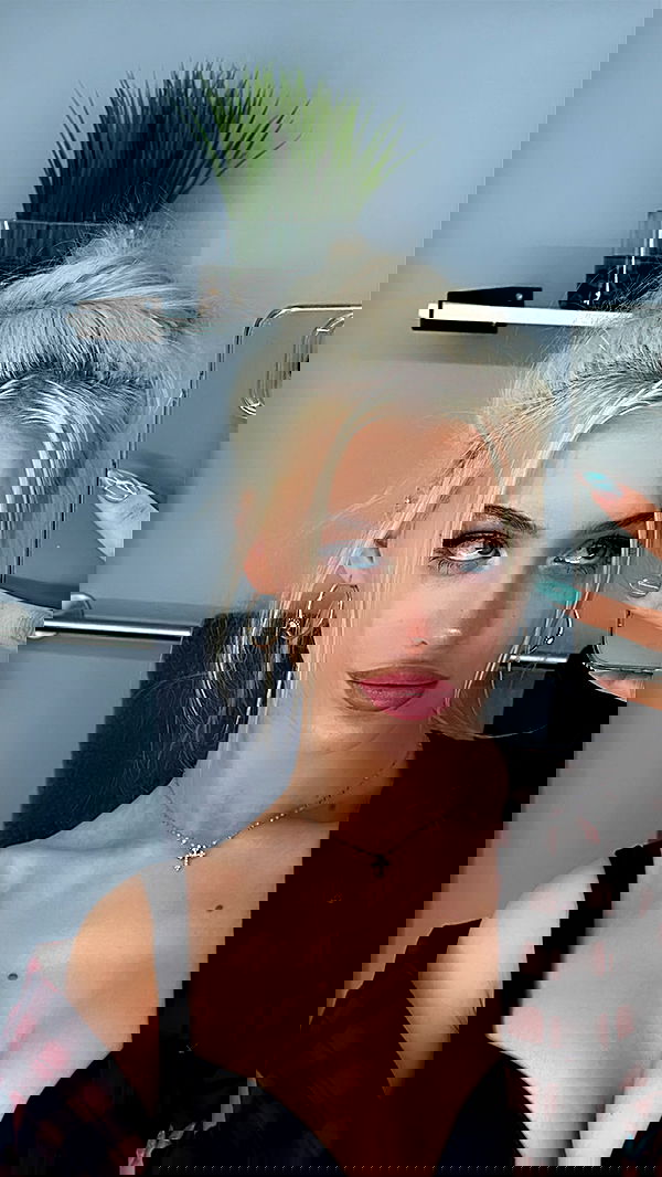 alexandramarianna alexandramarianna archive image