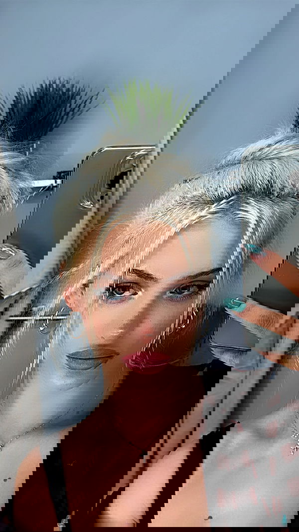 alexandramarianna alexandramarianna archive image