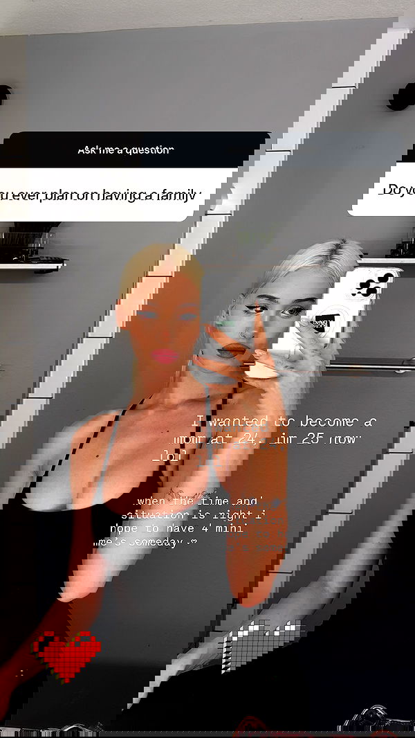 alexandramarianna alexandramarianna archive image