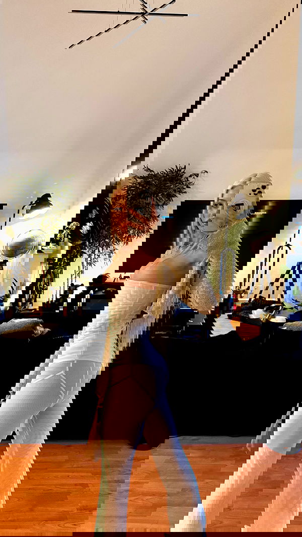 alexandramarianna alexandramarianna archive image