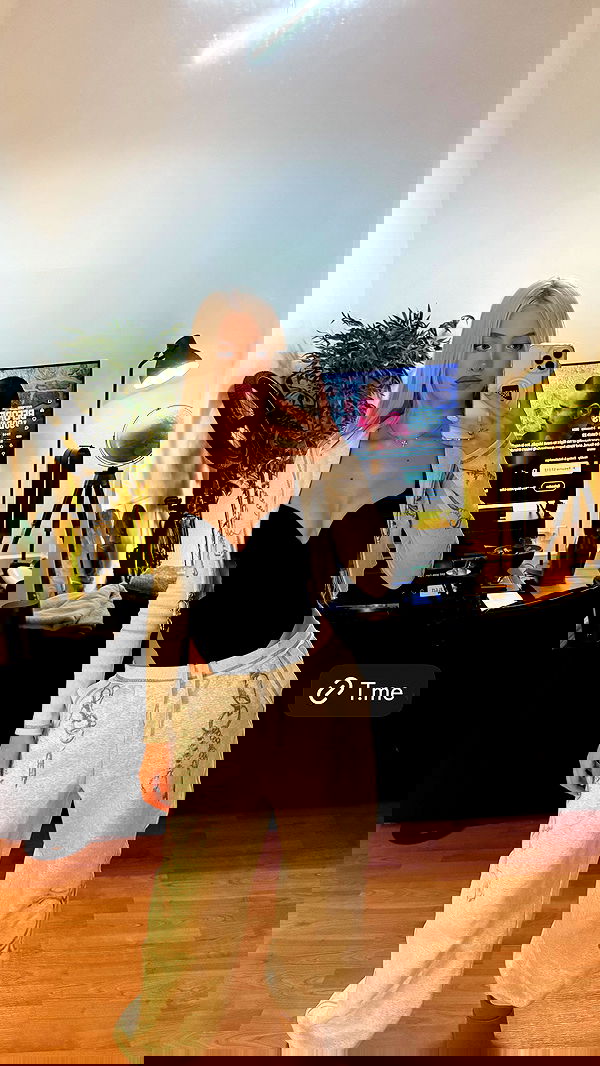 alexandramarianna alexandramarianna archive image