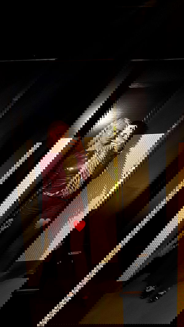 alexandramarianna alexandramarianna archive image