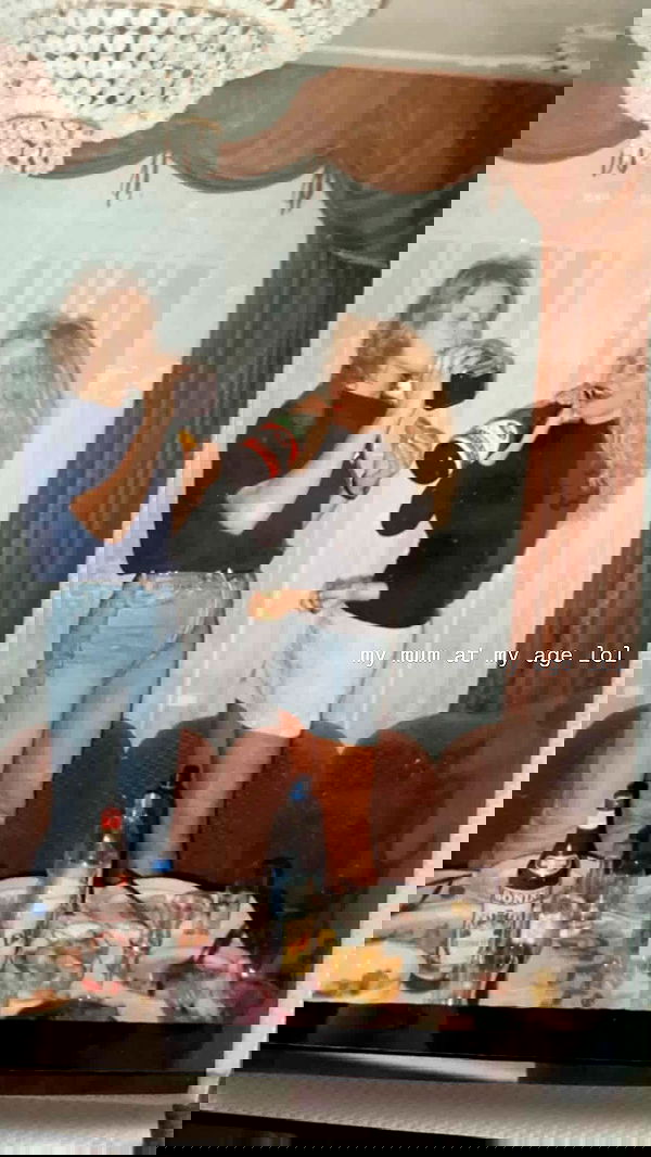 alexandramarianna alexandramarianna archive image