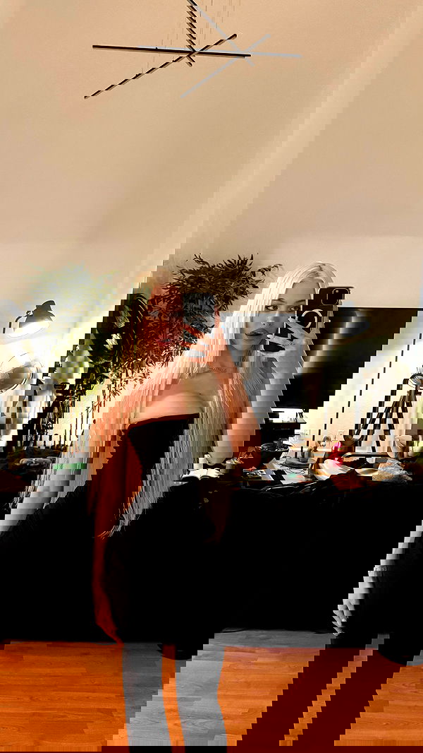 alexandramarianna alexandramarianna archive image