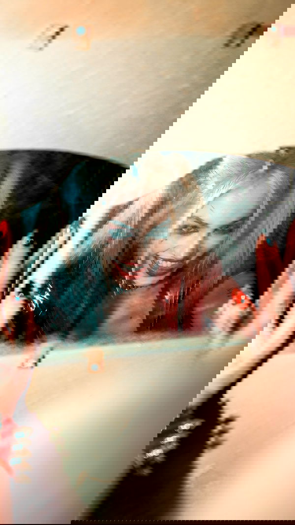 alexandramarianna alexandramarianna archive image