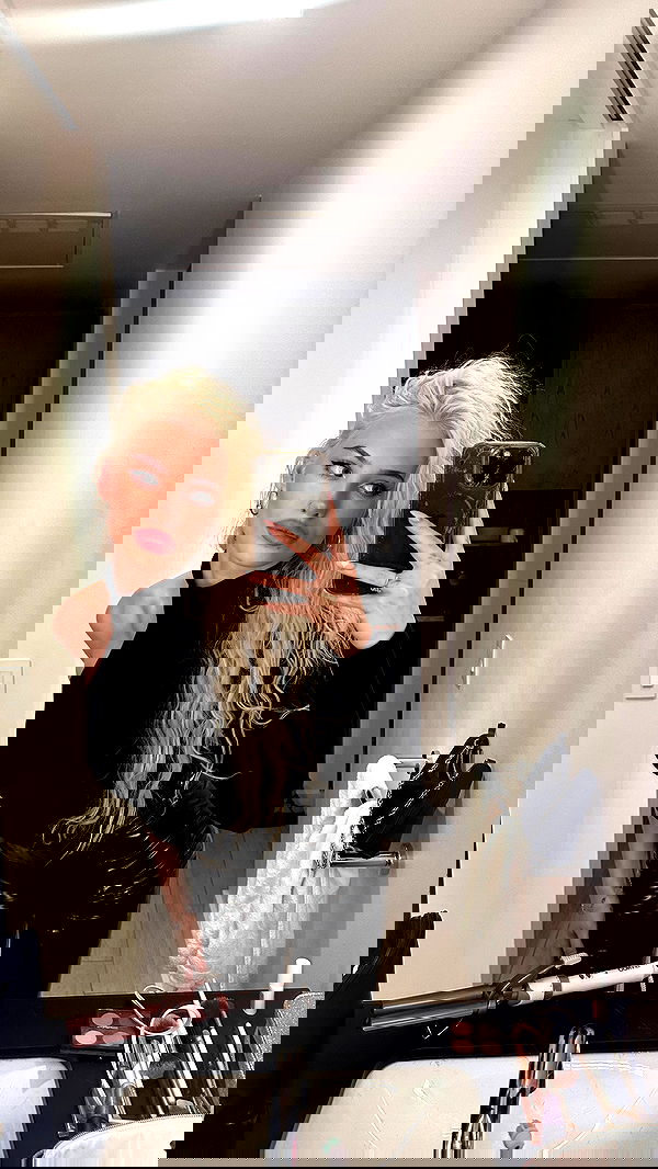 alexandramarianna alexandramarianna archive image