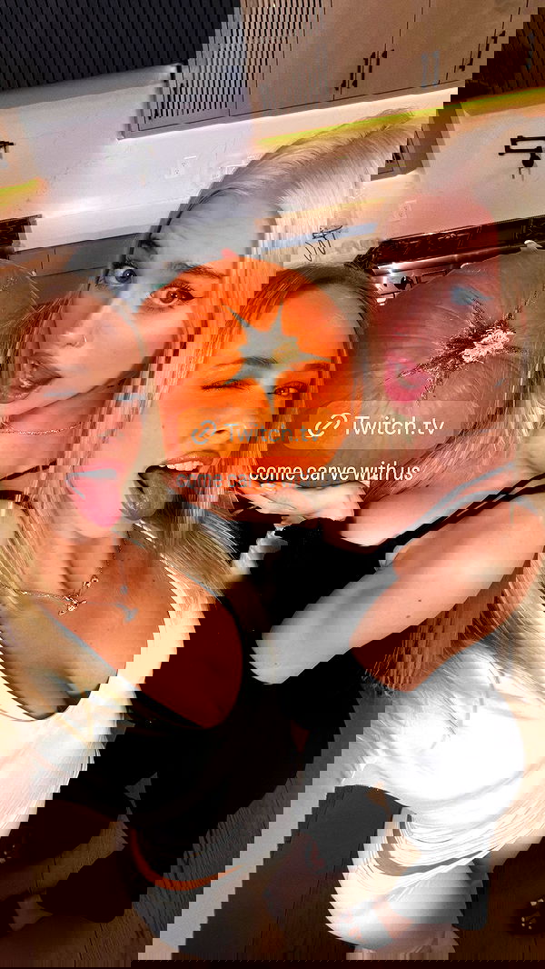 alexandramarianna alexandramarianna archive image