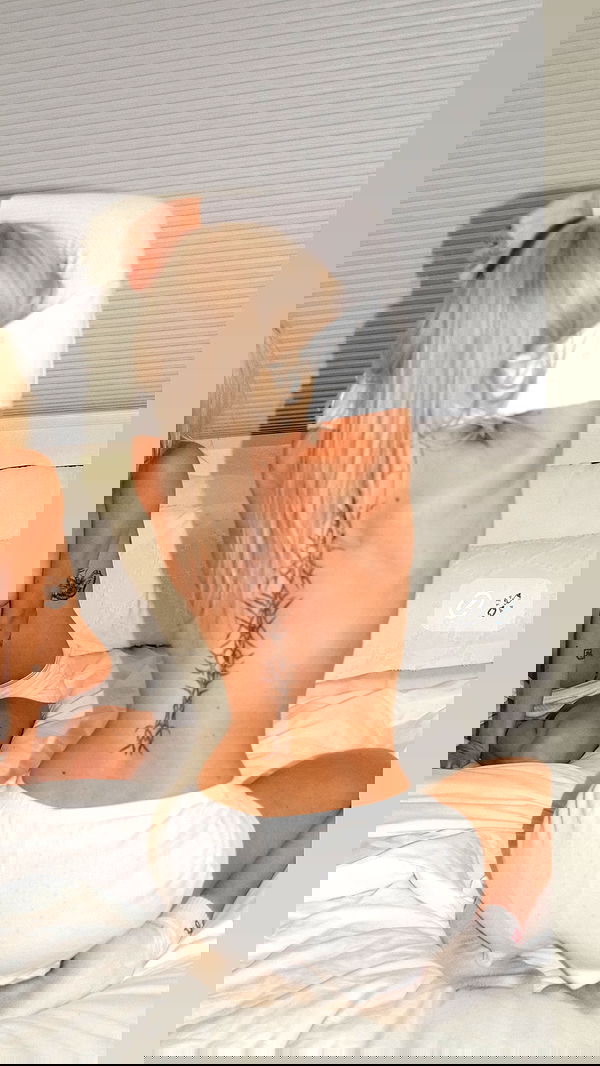 alexandramarianna alexandramarianna archive image