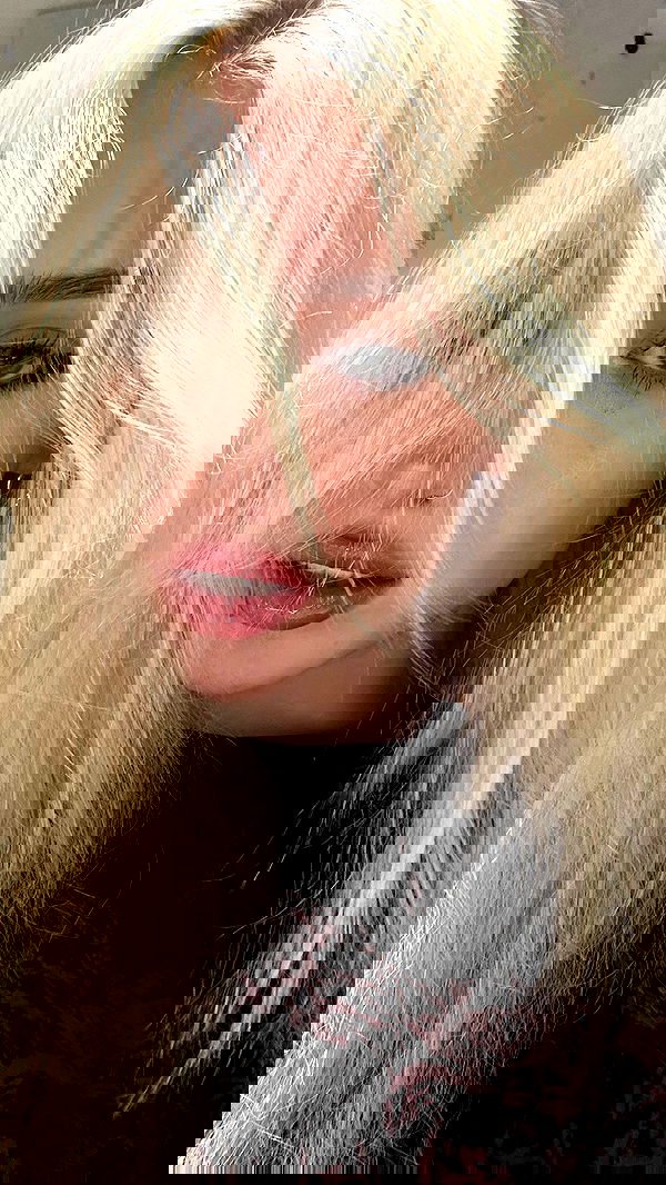 alexandramarianna alexandramarianna archive image