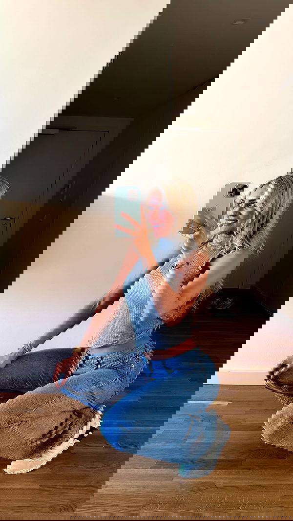 alexis.blond alexis.blond archive image