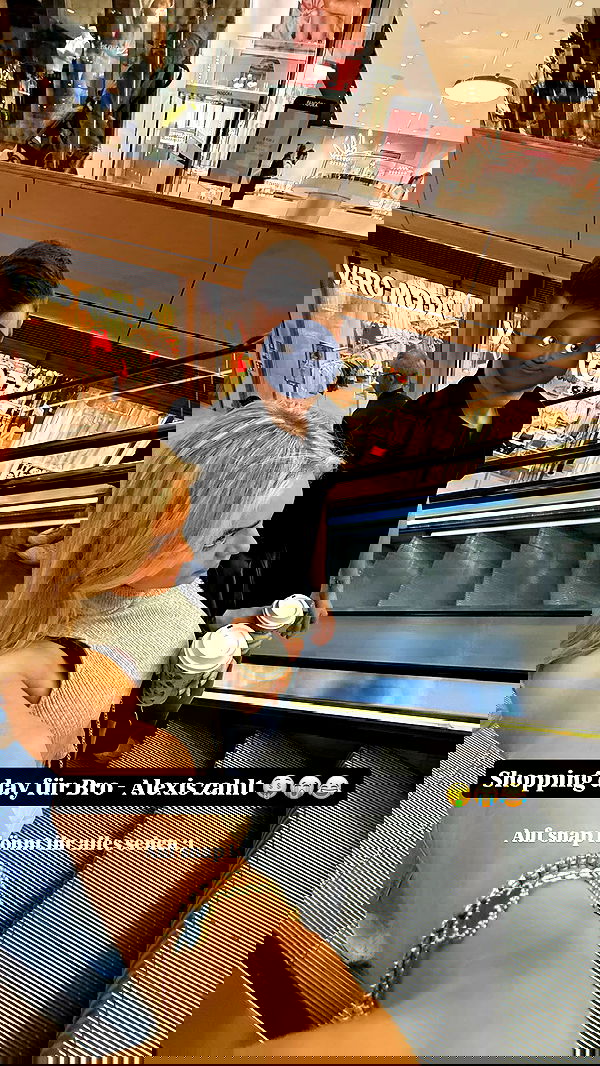 alexis.blond alexis.blond archive image