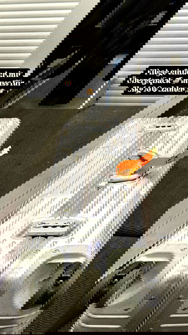 alexis.blond alexis.blond archive image