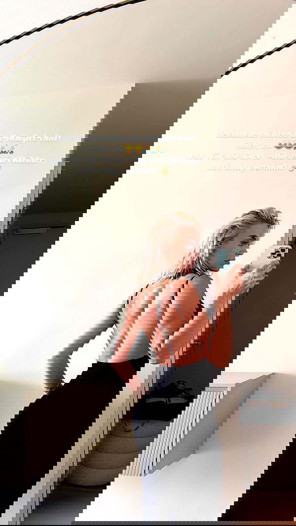 alexis.blond alexis.blond archive image