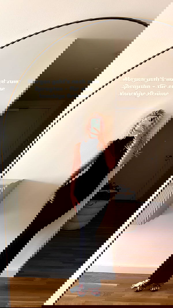 alexis.blond alexis.blond archive image