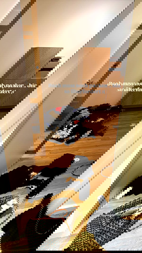 alexis.blond alexis.blond archive image