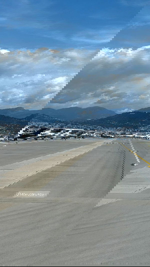 alexis.blond alexis.blond archive image