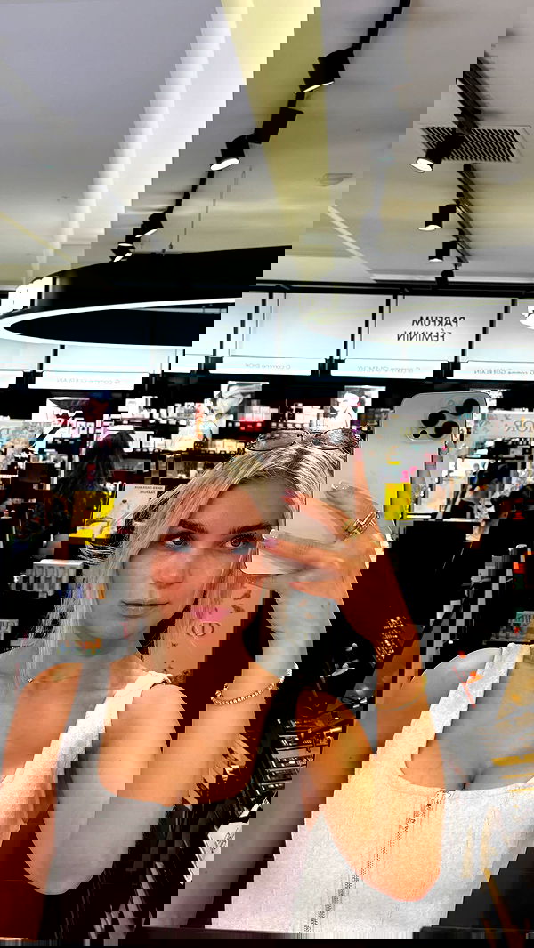 alexis.blond alexis.blond archive image