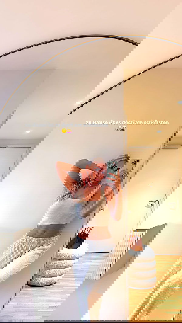 alexis.blond alexis.blond archive image