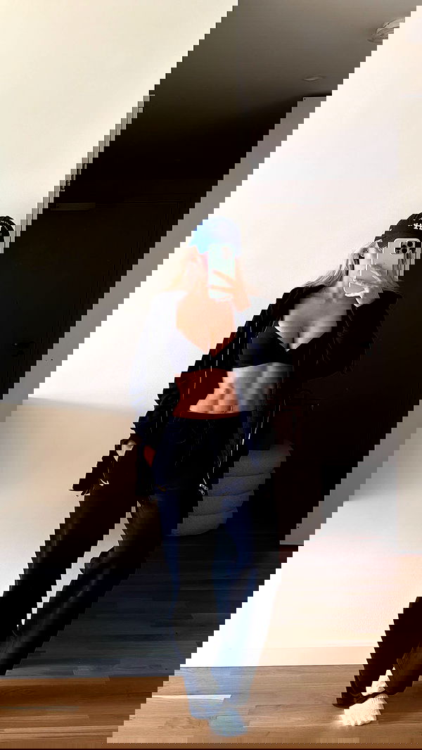 alexis.blond alexis.blond archive image