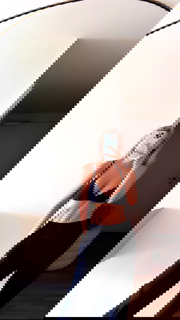 alexis.blond alexis.blond archive image