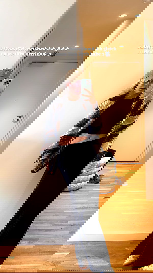 alexis.blond alexis.blond archive image