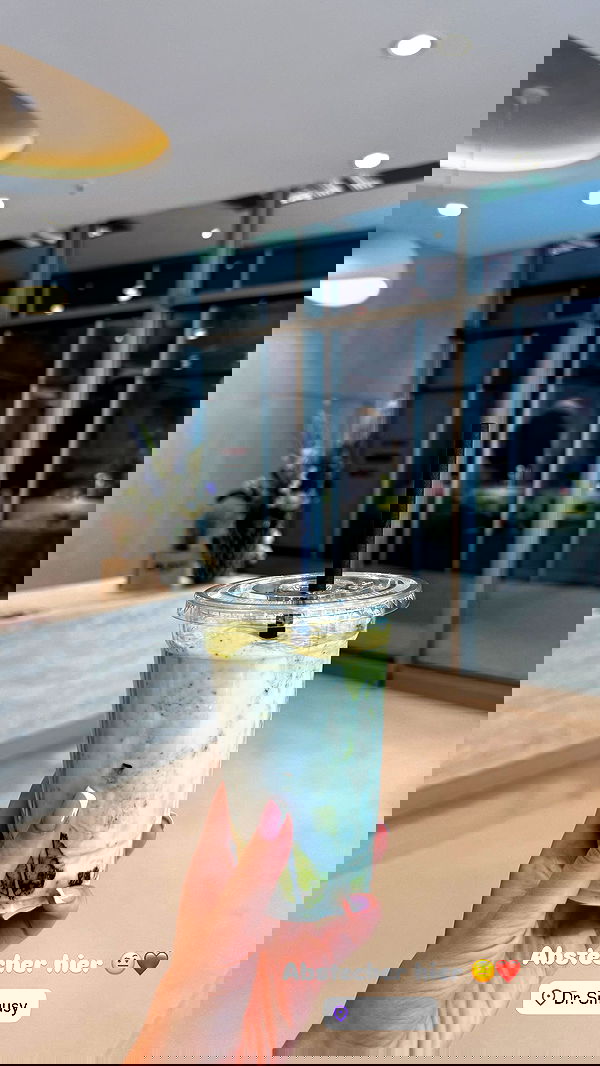 alexis.blond alexis.blond archive image