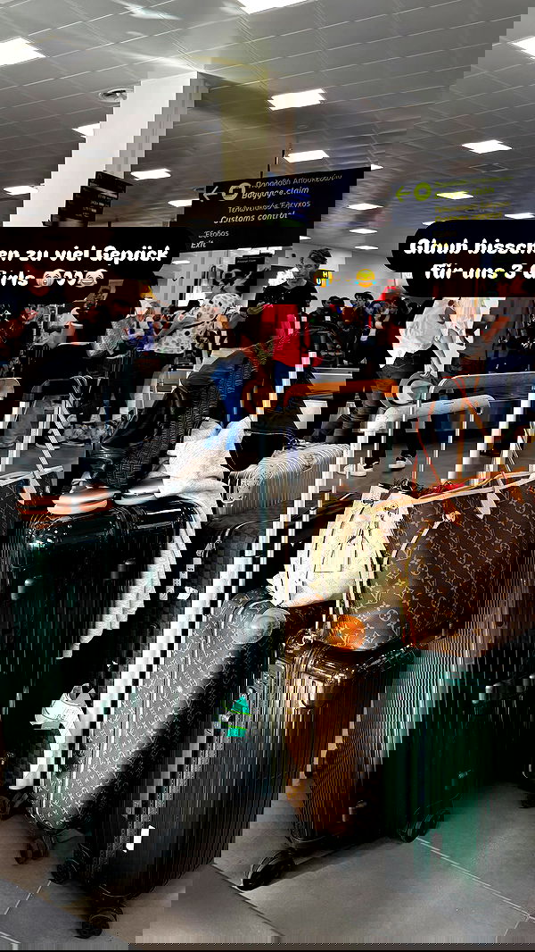 alexis.blond alexis.blond archive image