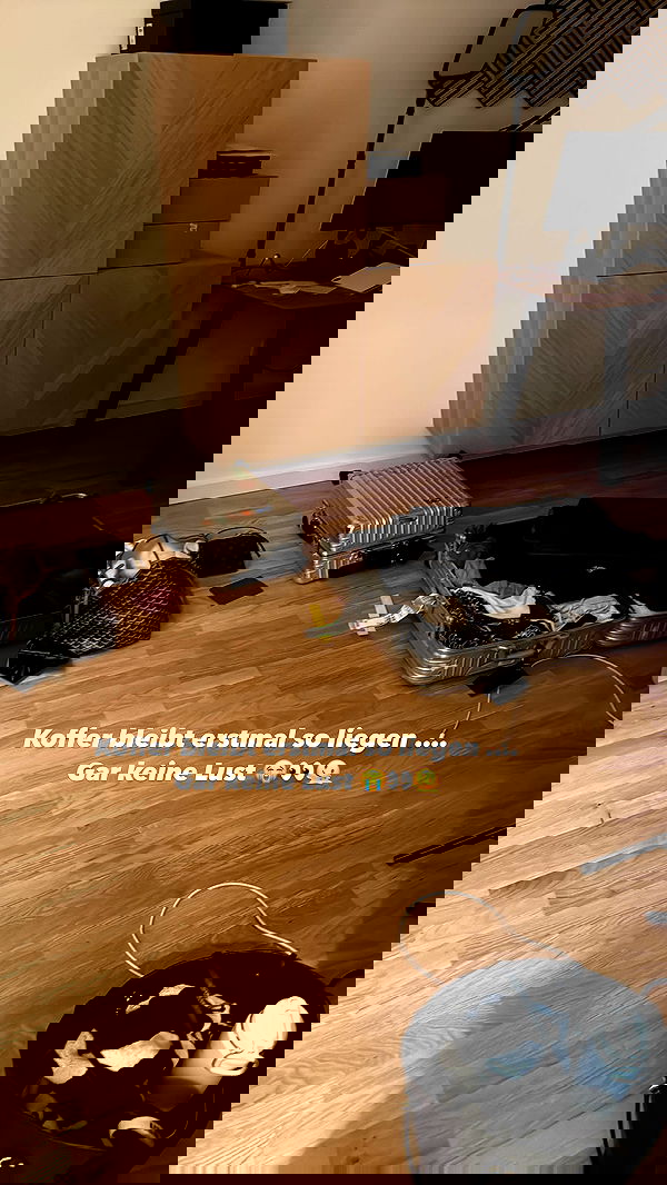 alexis.blond alexis.blond archive image