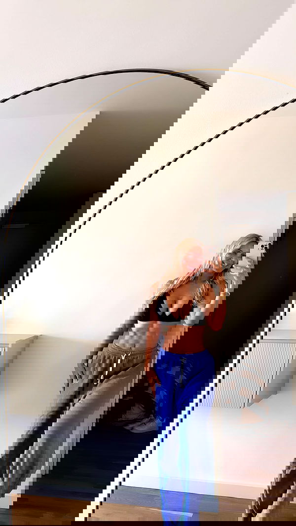 alexis.blond alexis.blond archive image