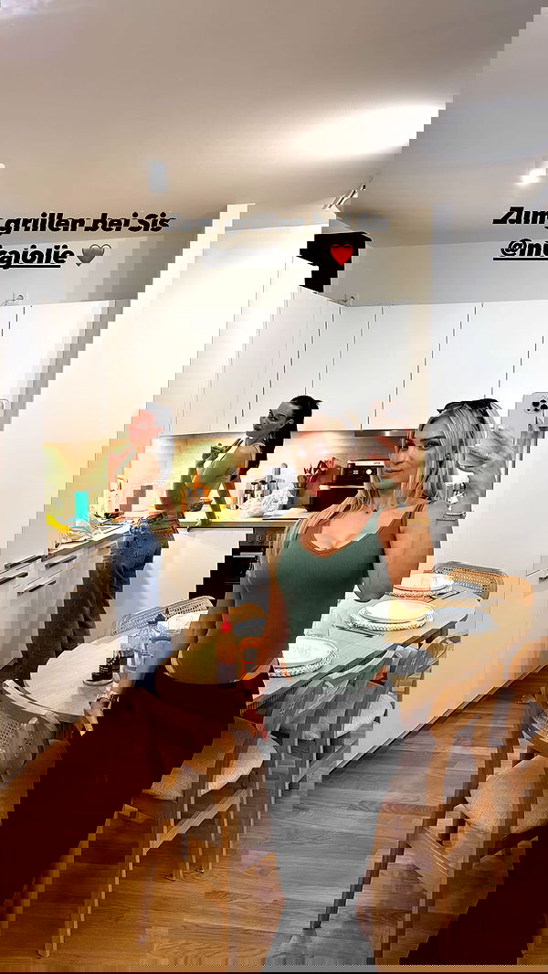 alexis.blond alexis.blond archive image