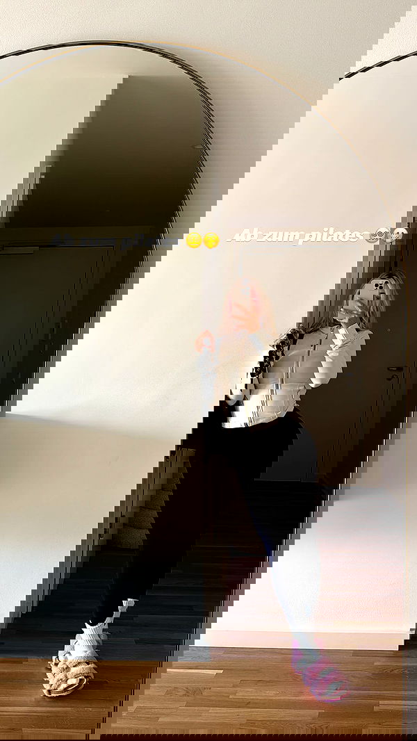 alexis.blond alexis.blond archive image