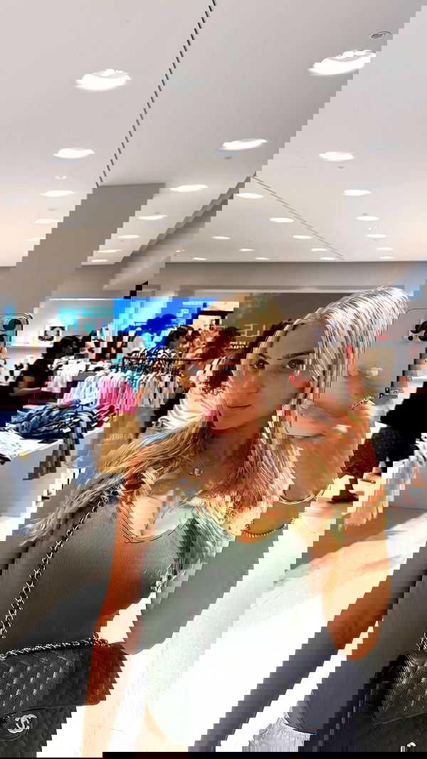 alexis.blond alexis.blond archive image