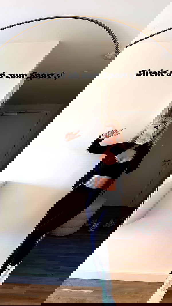 alexis.blond alexis.blond archive image