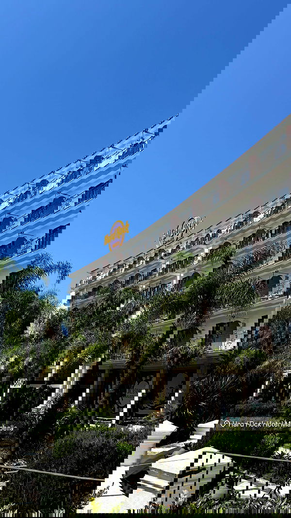 alexis.blond alexis.blond archive image