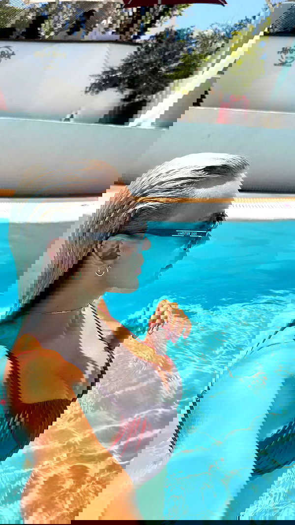 alexis.blond alexis.blond archive image