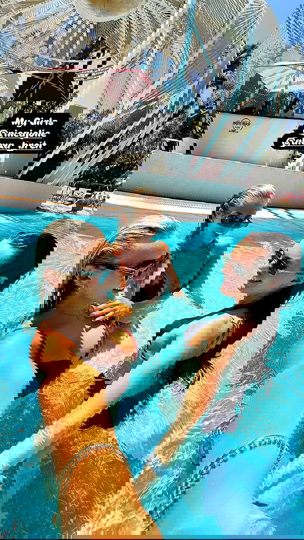 alexis.blond alexis.blond archive image