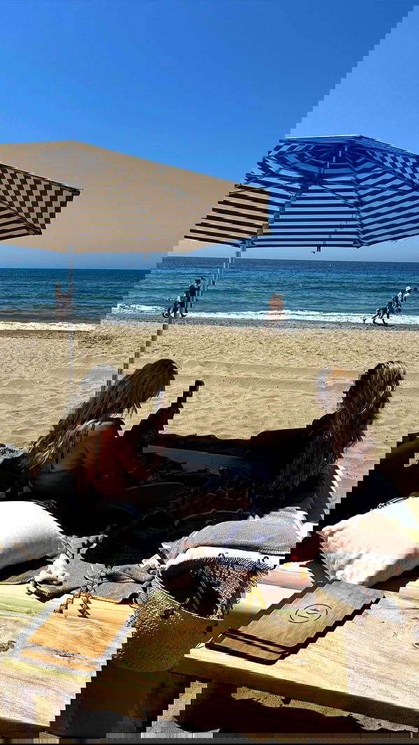 alexis.blond alexis.blond archive image