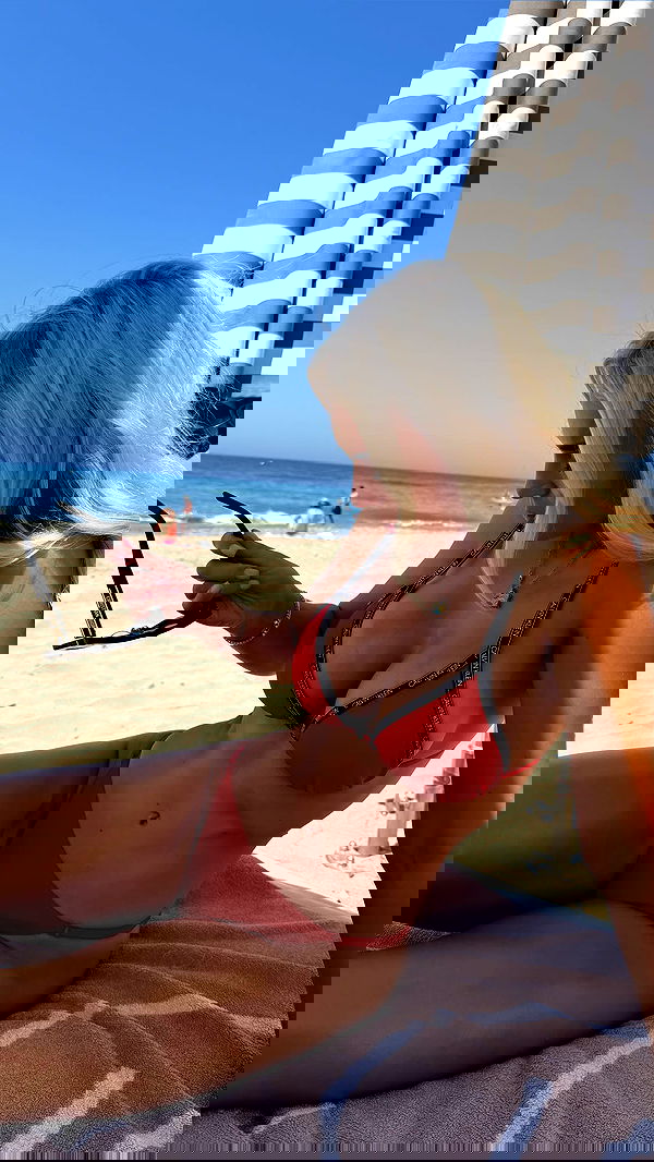 alexis.blond alexis.blond archive image