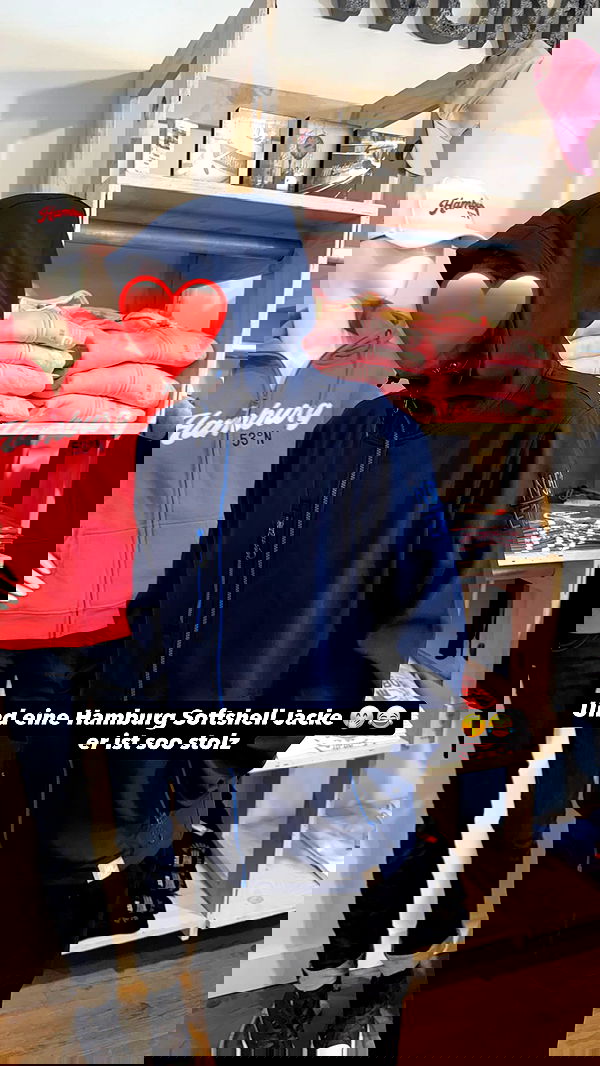 alexis.blond alexis.blond archive image