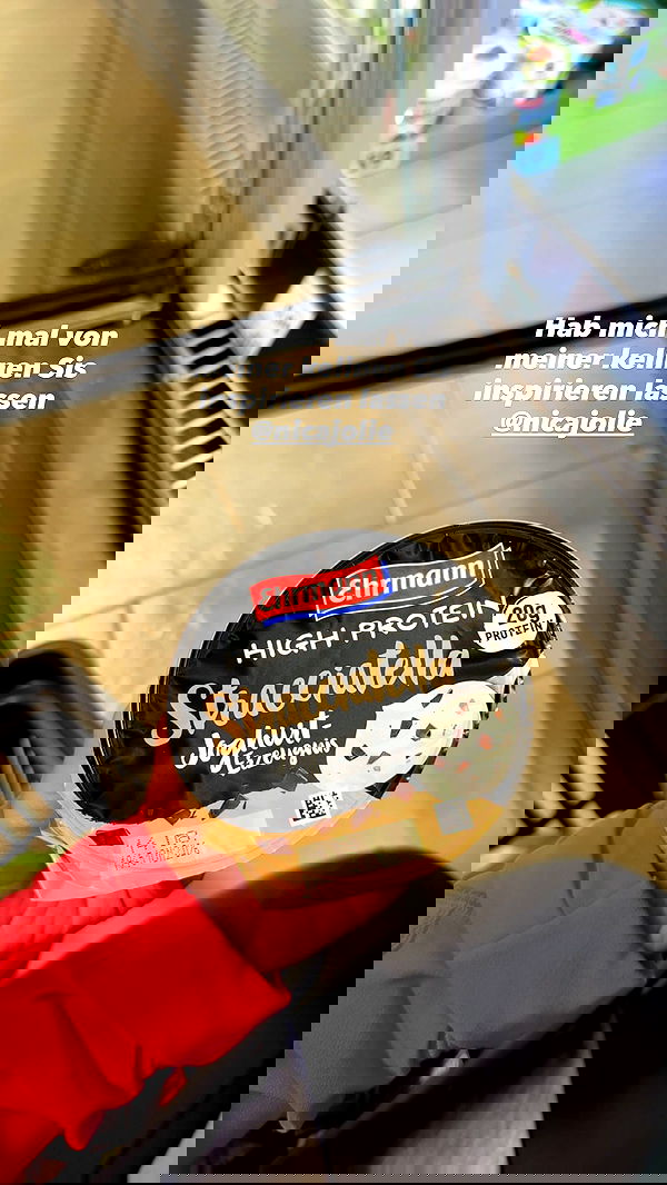 alexis.blond alexis.blond archive image