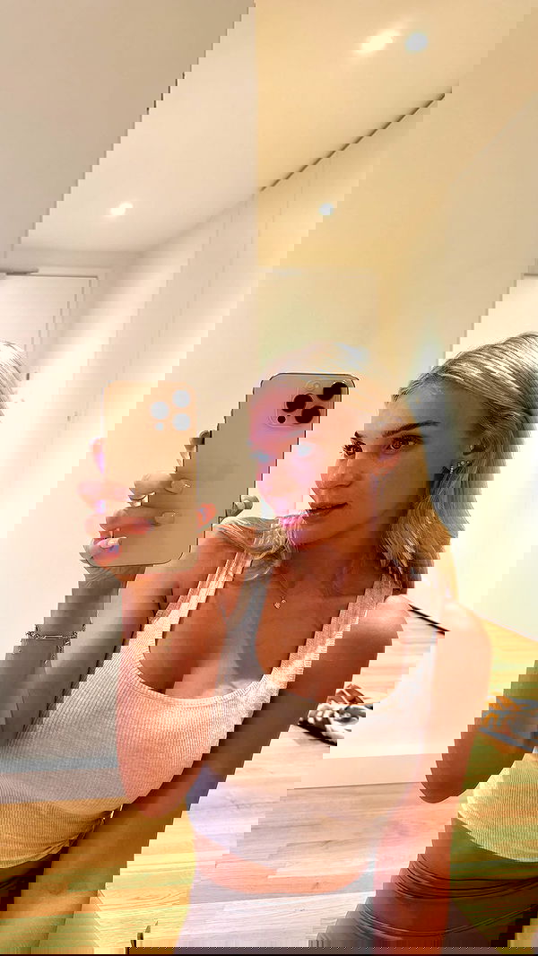 alexis.blond alexis.blond archive image