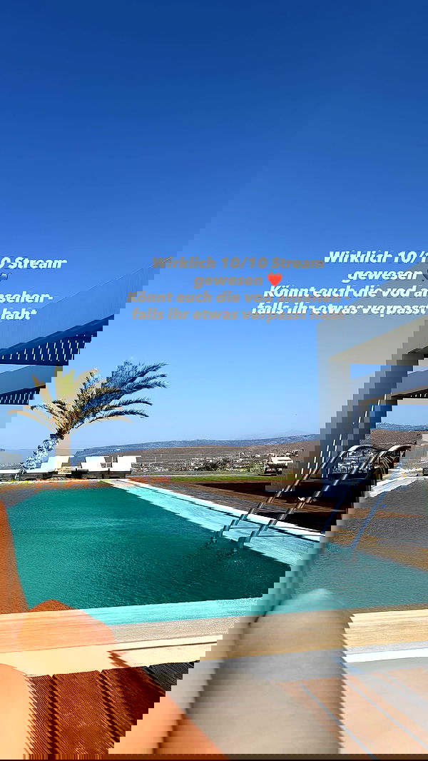 alexis.blond alexis.blond archive image