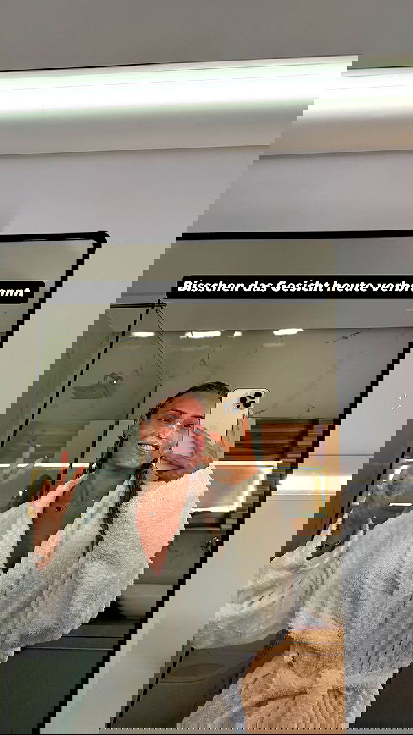 alexis.blond alexis.blond archive image