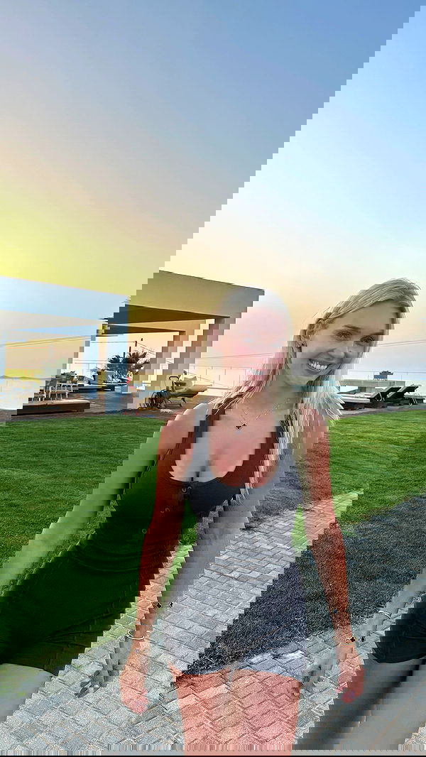 alexis.blond alexis.blond archive image