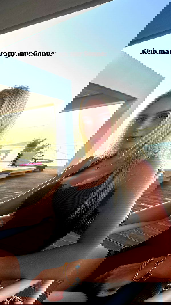 alexis.blond alexis.blond archive image