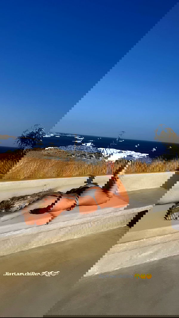 alexis.blond alexis.blond archive image