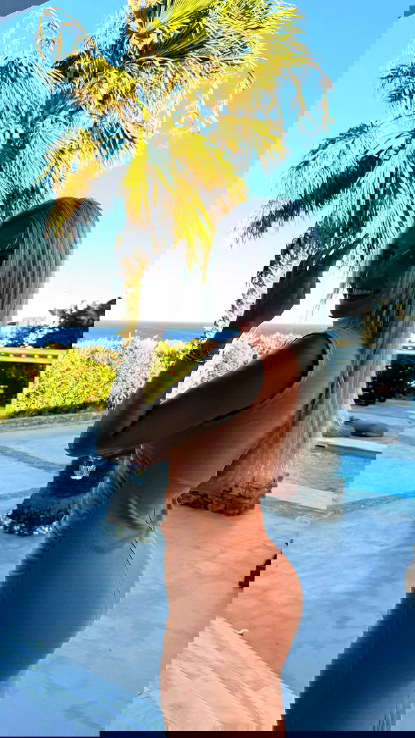 alexis.blond alexis.blond archive image