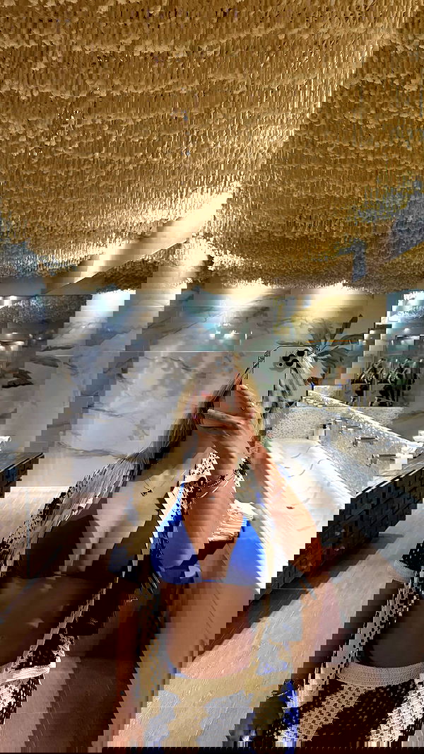 alexis.blond alexis.blond archive image